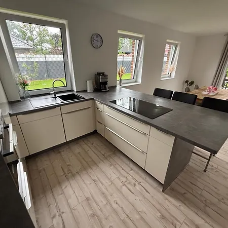 Haus Anna U 아파트 *